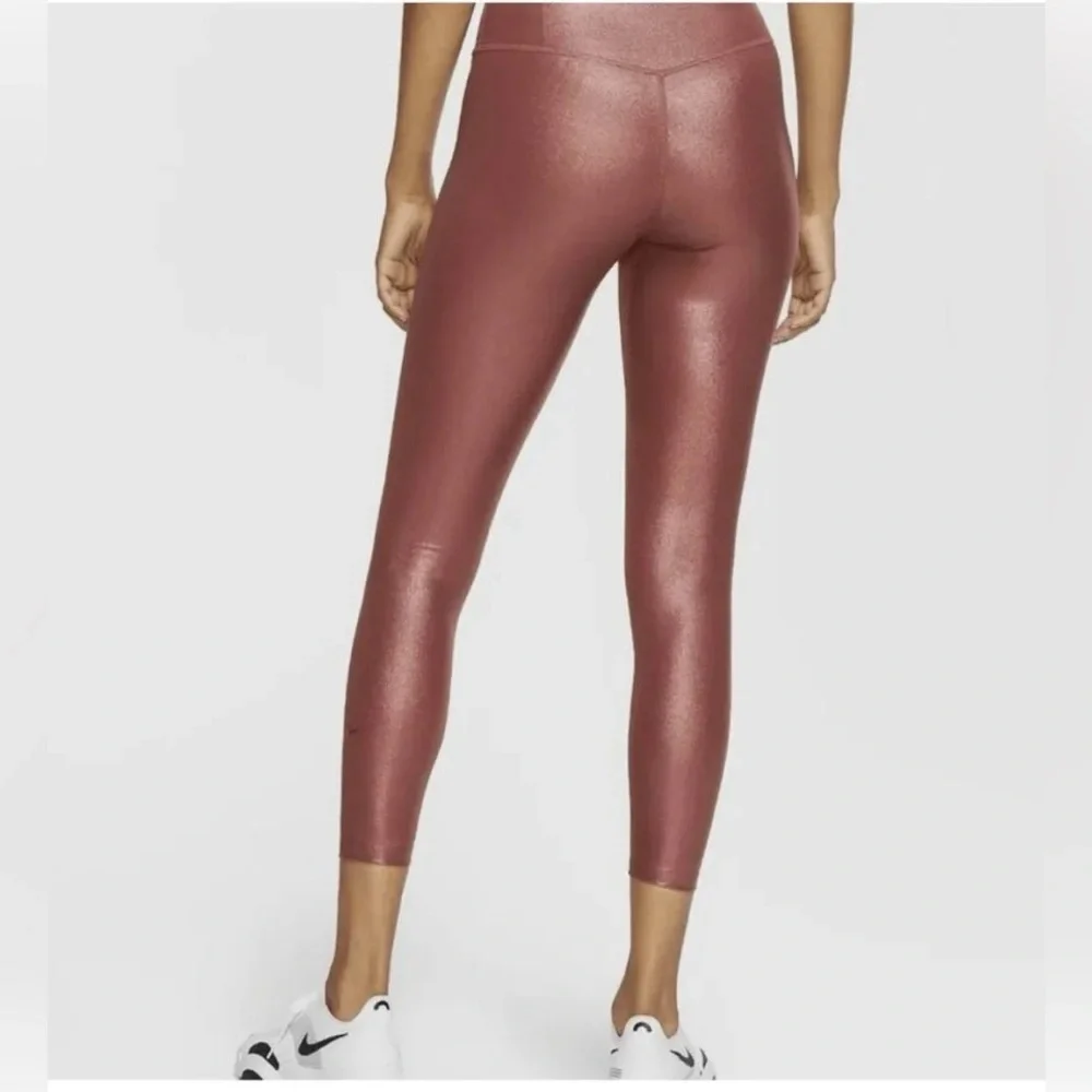 Nike Dri-Fit Icon Clash Legging Rose Gold‎ Metallic Shimmer SizeSmall (0164) A3